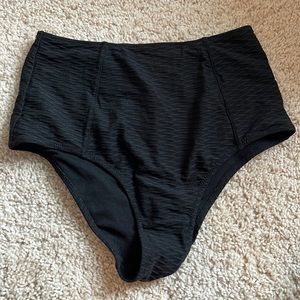H&M high waisted cheeky ribbed bottoms